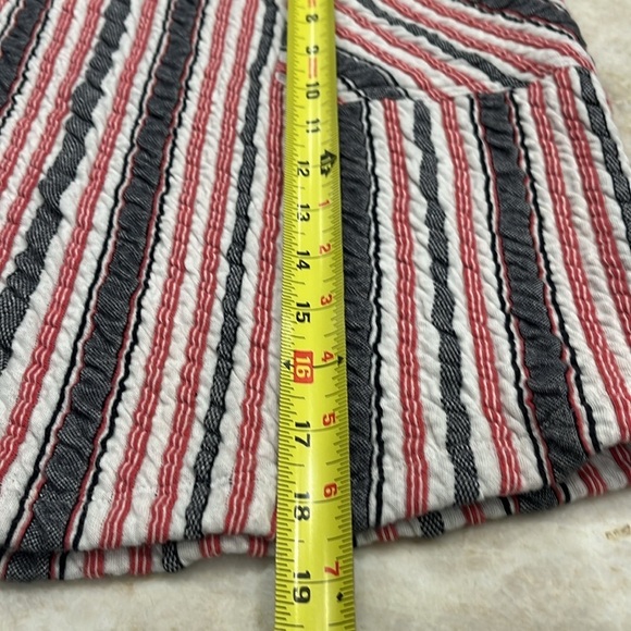 Caslon | Drawstring Waist Quilted Mini Skirt | Red, Black, White Striped | XS - Picture 4 of 8